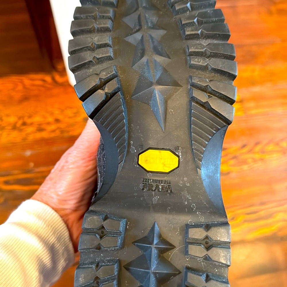 PRADA Snow Boots - Picture 5 of 6
